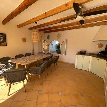 Casa Balcon Al Mar Villa *